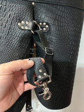 Load image into Gallery viewer, Leather Apron: Gator Embossed Cow Leather-on SALE