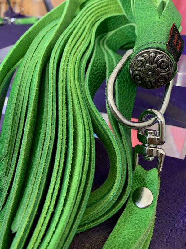Finger Flogger, Full Size, Green Leather with Spinner