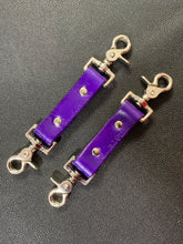 Load image into Gallery viewer, Quick Clips: Purple Leather, One Pair
