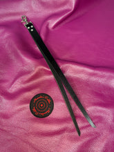 Load image into Gallery viewer, Lash, Black Leather Split Tips
