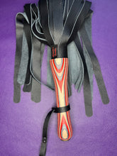 Load image into Gallery viewer, Flogger: Spectra ply &amp; Black Leather Mop
