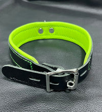 Load image into Gallery viewer, Collar: Black Buffalo with Green Stitching &amp; Liner
