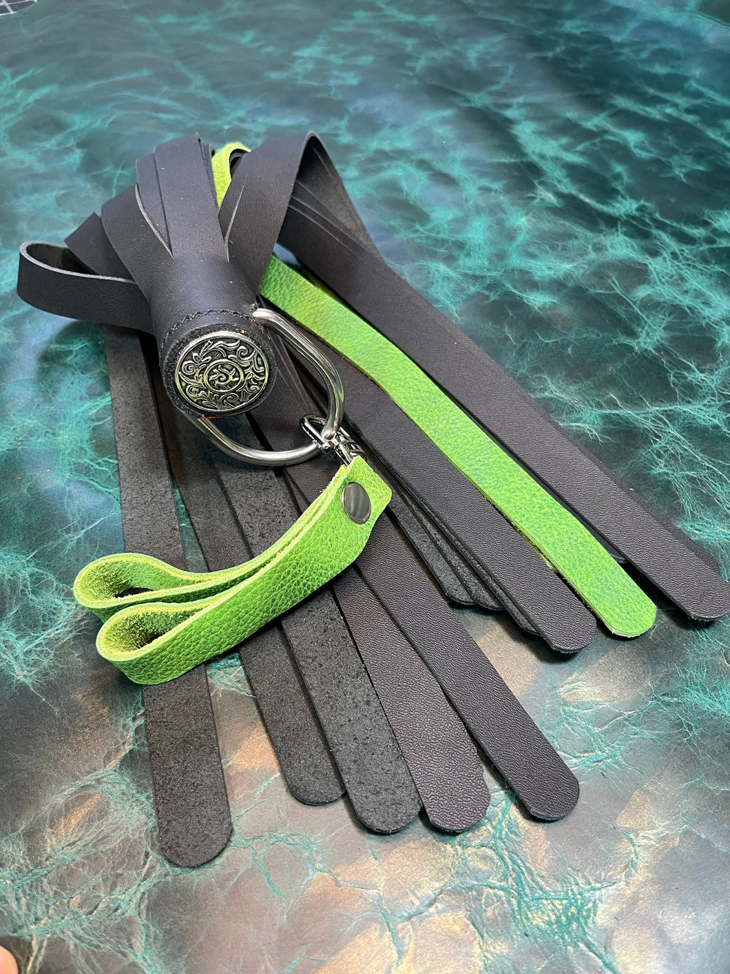 Finger Flogger: Black & Spring Green Leather