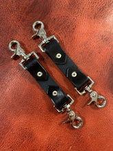 Load image into Gallery viewer, Quick Clips: Black Leather, One Pair
